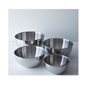 Juego de tazones apilables de acero pulido, versátiles para preparar, servir y cocinar, aptos para uso doméstico y en restaurantes. - Product Image 2