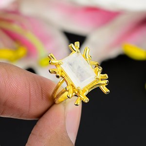 Anillo de Piedra Lunar Arcoíris Natural, Chapado en Oro, Plata de Ley 925, Joyería Fina para Mujer, Aniversario, Boda, Fiesta - Product Image 1