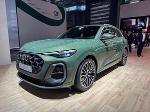 รถ Audi Q5 SUV 5ประตูมือสองพร้อมเครื่องยนต์เทอร์โบ R21น้ำมันเบนซินเข้ม/ดีเซล FWD เบาะหนังด้านซ้ายและล้ออลูมิเนียมอัลลอยด์ - Product Image 5