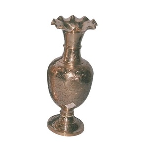 High Quality Brass Flower <b>Vase</b> With Engraving <b>Gold</b> Finished For Home Decor Table Decoration Flower <b>Vase</b> - Product Image 1