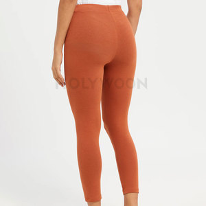 Leggings de yoga confortables de qualité supérieure, taille haute, extensibles, en tissu doux, séchage rapide, respirants, pour un usage quotidien - Product Image 2