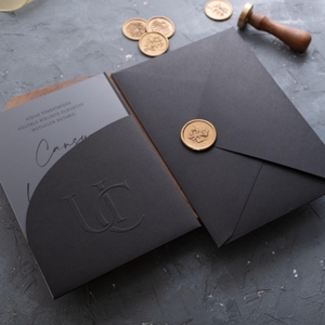 Enveloppes noires de luxe personnalisées, marquage du logo personnalisé, papeterie d'entreprise haut de gamme sur mesure, invitation à un événement VIP - Product Image 1