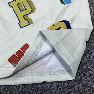 Pantalones cortos de baloncesto Street Trend al por mayor, pantalones cortos deportivos personalizados por sublimación de alta calidad - Product Image 3