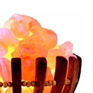 Panier en bois Lampe au sel de l'Himalaya avec luminosité réglable et morceaux de sel de roche authentiques Idéal pour le spa à domicile et l'utilisation de cadeaux - Product Image 2