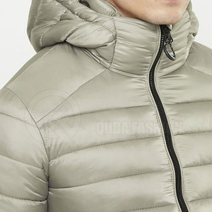 Chaqueta de Invierno Acolchada para Hombre, Cómoda y Duradera, Ideal para Aventuras de Fin de Semana o Estilo Urbano Informal, en Venta - Product Image 5