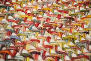 Beauté intemporelle tapis en laine moderne fait à la main laine Design bohème pour décor à la maison d'inspiration vintage lavable - Product Image 3