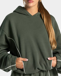 Conjunto Deportivo de Dos Piezas para Mujer, Sudadera con Capucha Extra Grande Color Caqui con Ribete, Diseño Personalizado con Logotipo OEM, Ropa Deportiva Transpirable - Product Image 5