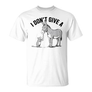 T-shirt con meme di umorismo offensivo 'Non mi importa un bel diavolo' con asino e topo per uso personale o come regalo - Product Image 1