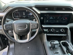 GM_C Sierra 1500 Denali 2022 Usada en Buen Estado - Product Image 5