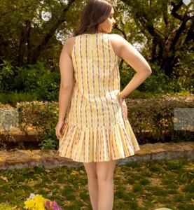 เดรสผ้าคอตตอนสไตล์อินเดียสำหรับผู้หญิงพิมพ์ลายดอกไม้สำหรับงานปาร์ตี้ฤดูร้อนสไตล์โบฮีเมียนปรับแต่งได้สำหรับเจ้าสาว - Product Image 3