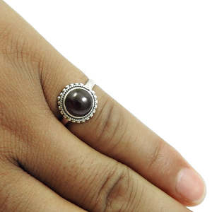 Anillo de Plata de Ley 925 Hecho a Mano de Alta Calidad con Granate, Estilo Boho, para Bodas, Aniversarios y Fiestas - Product Image 4