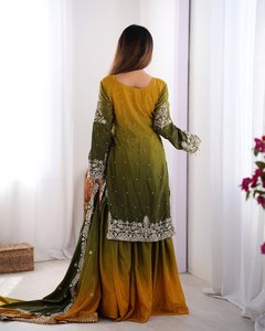 Salwar Kameez Traditionnel de Soirée pour Femme Pakistanaise, Modèle de Créateur, Robe Longue en Soie Chinon Gaufrée, Coupe Classique, Séchage Rapide - Product Image 3