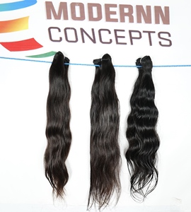 Vente en gros de cheveux humains indiens Remy lisses non traités et crépus, longs et ondulés pour femme noire, machine à double trame avec un doner vierge et temple - Product Image 3