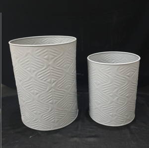 Grande jardinière rectangulaire moderne en métal galvanisé, carré rond - Product Image 2