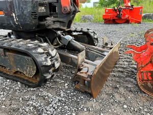 Excavateur sur chenilles Kubota U17 d'occasion à vendre avec garantie de 1 an - Product Image 3