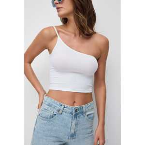 Chemisier court décontracté à une épaule avec logo frontal et manches courtes - Product Image 1