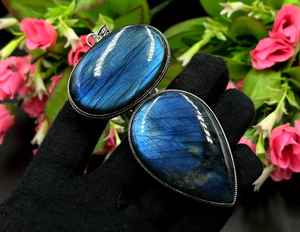 Pendentif en pierre précieuse Labradorite naturelle fait à la main en argent sterling 92.5 avec placage à l'or bijoux de guérison en grande pierre pour les fiançailles - Product Image 4