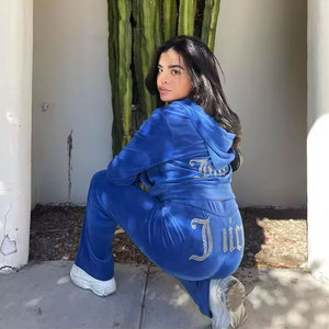 Conjunto Deportivo de Terciopelo para Mujer, Sudadera con Pedrería Premium y Pantalones de Chándal de Terciopelo de Alta Calidad para un Estilo Urbano y Boutique - Product Image 6