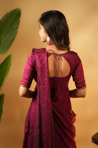 Vestido morado de boutique indio con tela de seda suave de fantasía étnica exclusiva para fiestas, bodas, ropa tradicional para mujeres más vendidas - Product Image 4