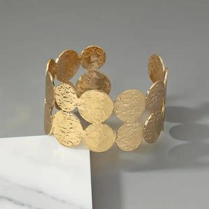 สร้อยข้อมือเครื่องประดับแฟชั่นกำไลข้อมือสแตนเลสสำหรับผู้หญิงอินเทรนด์ทอแบบเปิด18K ชุบทองไม่เสื่อมเสียกันน้ำ - Product Image 1