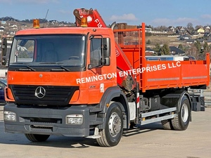 Camion grue d'occasion Mercedes-Benz Axor 1828 4x2 de 2007 avec flèche hydraulique et benne basculante - Product Image 4