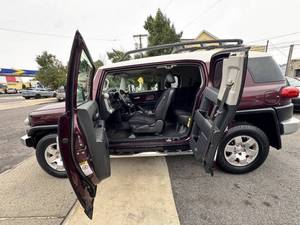Toyota FJ Cruiser d'occasion 2007 à bas prix à vendre - Product Image 4