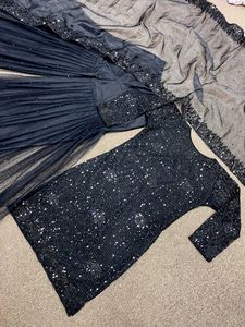 Ensemble indien brodé de paillettes Sharara Gharara Kurti de créateur pakistanais vêtements ethniques 3 pièces robe lourde Salwar ensemble filet à papillons - Product Image 5