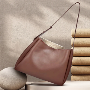 Sac à bandoulière blanc élégant et simple avec une sangle réglable, offrant une esthétique propre et moderne, à des prix de gros. - Product Image 5