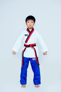 Costume de judo brésilien BJJ GI costume de judo costume de judo adulte professionnel pour enfants hommes et femmes bleu blanc noir personnalisé - Product Image 4