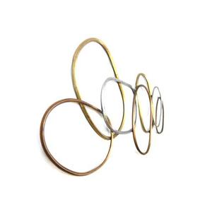 Arte de pared de Metal hecho a mano, diseño único personalizado disponible, acabado dorado, estiloso, contemporáneo, para hogar y hoteles - Product Image 3