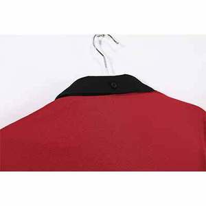 Maillot de football rétro personnalisé en polyester respirant avec short et design vintage authentique pour club de gros - Product Image 6