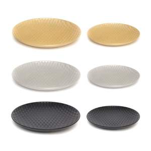 Plateau décoratif en métal émaillé avec revêtement en poudre rose finition design gaufré forme ronde qualité authentique pour servir - Product Image 4