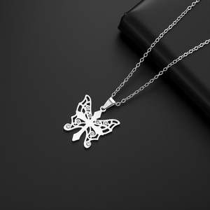 Magnifique pendentif papillon ajouré en argent sterling 925, plaqué rhodium et or 14 carats, bijoux en moissanite, cadeau pour femme - Product Image 4