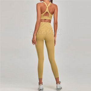 Ensemble de yoga pour femmes sur mesure de dernière génération, taille haute élastique, logo sur le devant, vêtements décontractés - Product Image 2