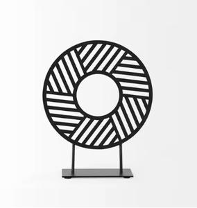 Escultura de Metal moderna en forma de corazón acabado antiguo diseño de corazón esculturas de alta calidad para la decoración de la Mesa del hogar - Product Image 3