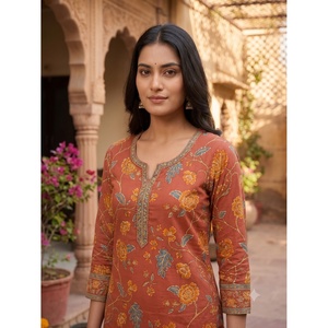 Kurta Tradicional de Algodón Bordado para Mujer, Diseño Indio de Rama, para Uso Casual Étnico, Secado Rápido, Premium, para Verano - Product Image 2