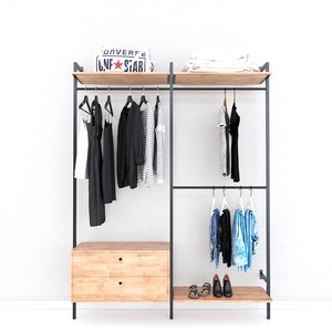 Organizador de Ropa de Tela Flexible de Dos Niveles con Estructura de Madera de Caucho y Hierro para Tiendas y Salas de Estar - Product Image 2