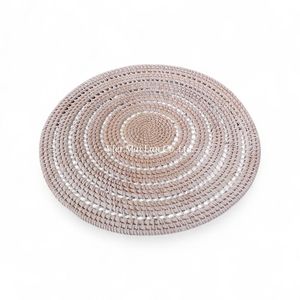 Set de table en rotin naturel tissé à la main par des artisans vietnamiens pour la décoration de table à manger à la maison, au restaurant et à l'hôtel - Product Image 1