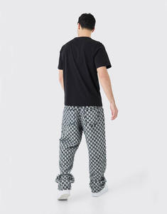 Personalizado negro 100% algodón transpirable venta al por mayor cuello redondo con camiseta de manga corta para hombres fabricados por productos Huzaifa - Product Image 2