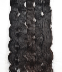 Extensiones de Cabello Humano Indio Virgen de Alta Calidad al por Mayor, Ondulado, Cutícula Alineada, Color Negro, Sin Procesamiento Químico - Product Image 2