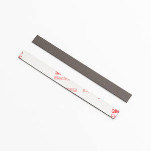 <span class=keywords><strong>Bande</strong></span> magnétique auto-adhésive flexible en néodyme <span class=keywords><strong>3M</strong></span> <span class=keywords><strong>Bande</strong></span> magnétique néodyme <span class=keywords><strong>Bande</strong></span> magnétique NdFeB avec couche auto-adhésive forte - Product Image 2