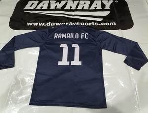 Uniformes de football professionnels personnalisés en bleu marine | Hommes Femmes Jeunes Tailles | Vêtements de sport légers à séchage rapide en gros - Product Image 3