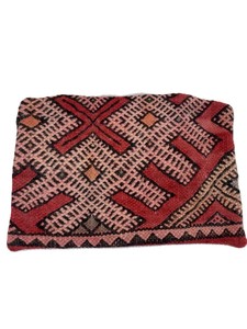 Funda de Almohada Kilim Marroquí Tejida a Mano |   Cojín Berber Vintage |   Proveedor Mayorista y con MOQ Bajo - Product Image 5
