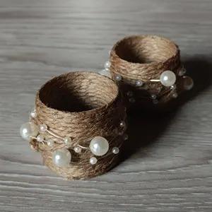 Porte-serviettes en rotin élégant avec accent de perles blanches pour une décoration de table à manger élégante et une présentation de cuisine à domicile en provenance d'Inde - Product Image 5