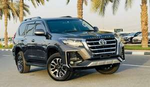 GRAND TOURING 2023 4.5L V8 Diesel SUV Automatique Caméra 360° Toit ouvrant panoramique Sièges en cuir Émissions Euro IV 400 ch - Product Image 3