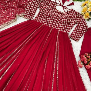 Nuevo diseñador Party Wear Look Top Con parte inferior y bordado pesado Trabajo Dupatta - Product Image 1