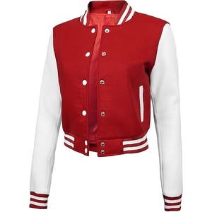 Veste universitaire contrastée, look streetwear audacieux, veste universitaire bicolore rouge et blanc, tenue décontractée tendance - Product Image 3