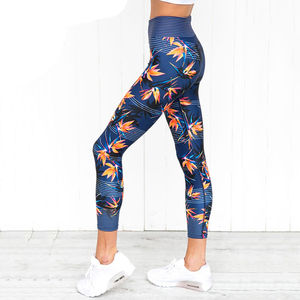 Leggings ligeros para mujer que ofrecen comodidad transpirable, tacto suave y estilo adaptable - Product Image 3