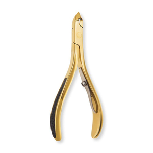 Pince à cuticules pour ongles de qualité salon personnalisée avec lames fines Fabricant d'outils de manucure professionnel dans nos installations - Product Image 1