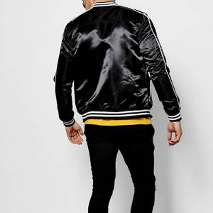 Nouvelle arrivée, best-seller en ligne, veste universitaire en satin brodée, col montant, services OEM, veste universitaire en satin pour hommes - Product Image 6